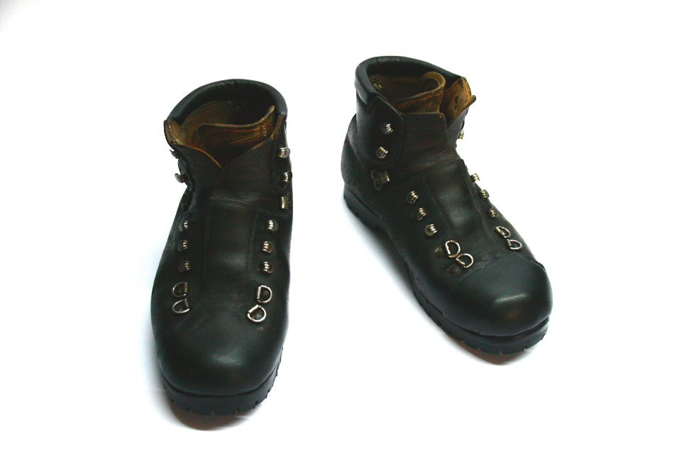 gebirgsschuh_reparatur_sohlen_massschuhe_leder